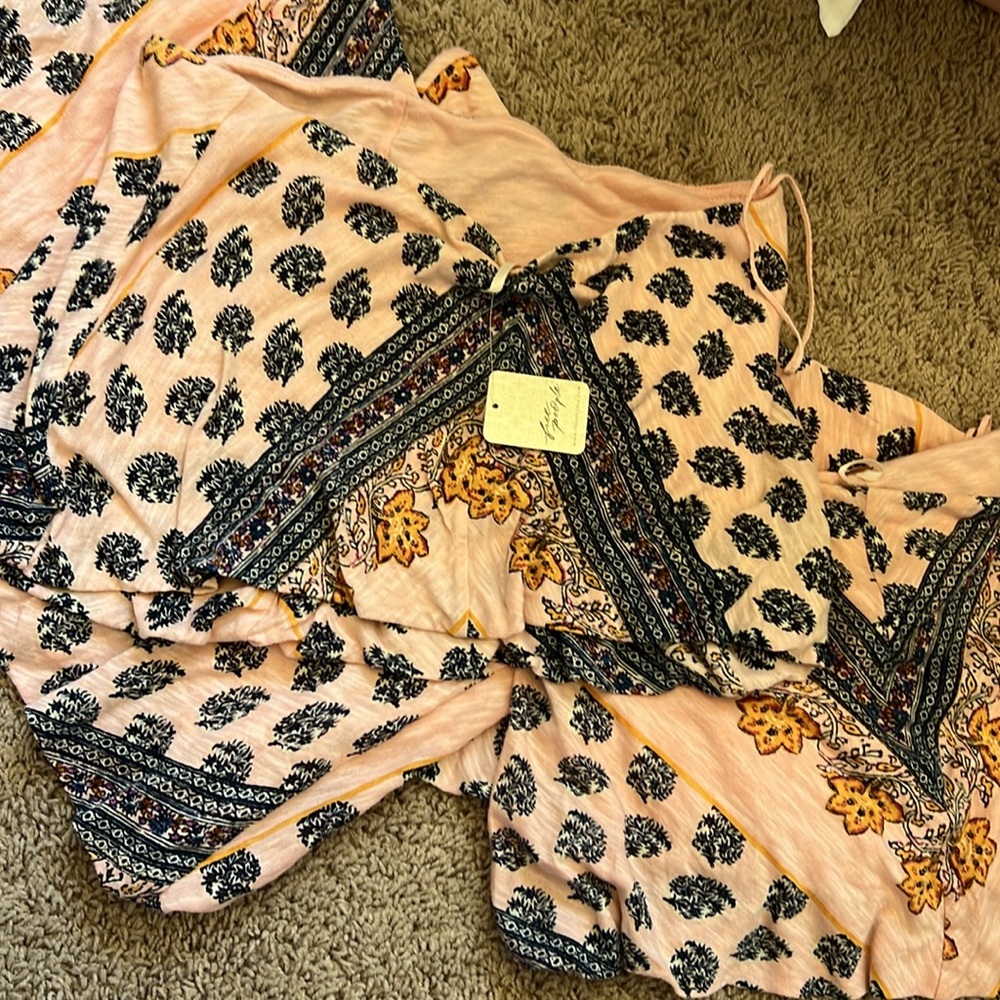 NWT FREE PEOPLE PRINTED TUBE TOPS - Picture 10 of 10